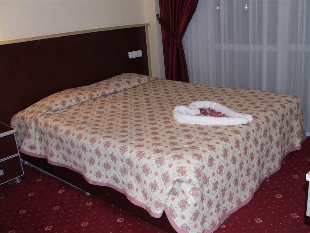 Metropolis Hotel Torbalı Zewnętrze zdjęcie