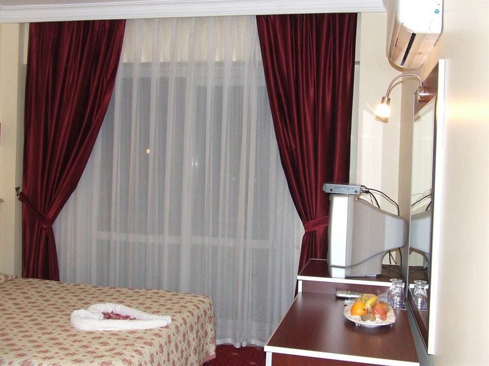 Metropolis Hotel Torbalı Zewnętrze zdjęcie